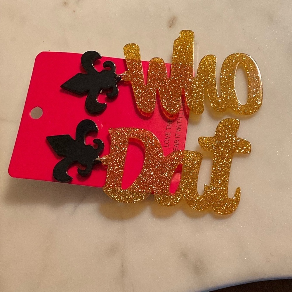 WHO DAT Metallic Gold Pierced Earrings - Picture 1 of 3